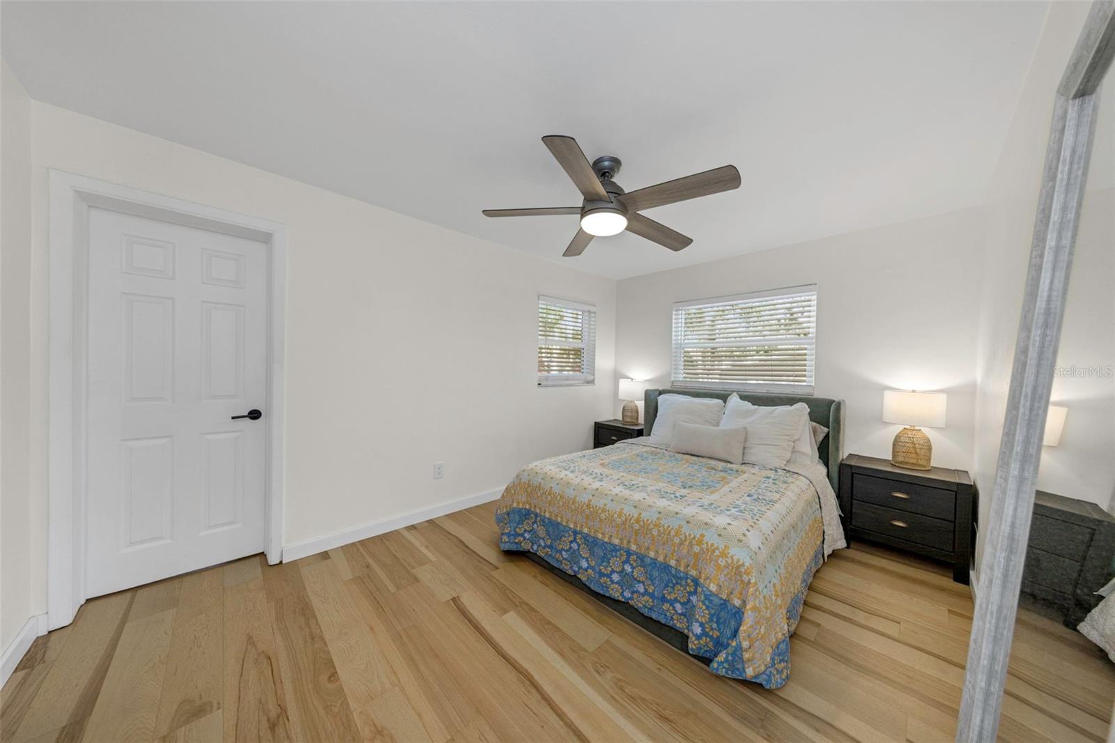 1412 OAK HAVEN DR
