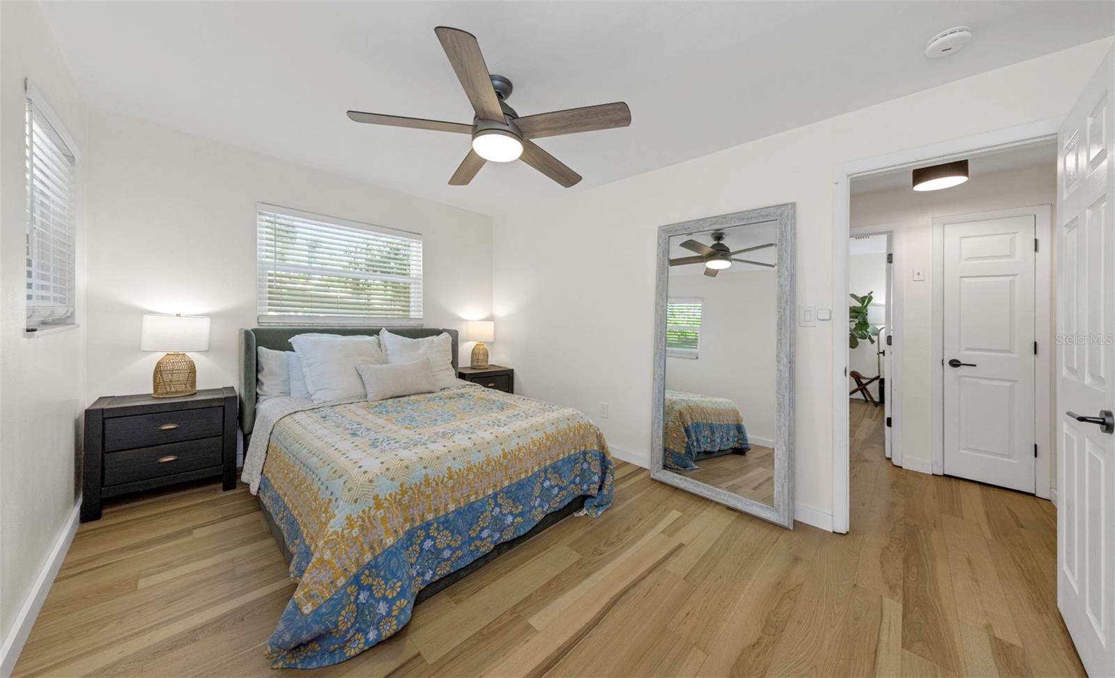 1412 OAK HAVEN DR