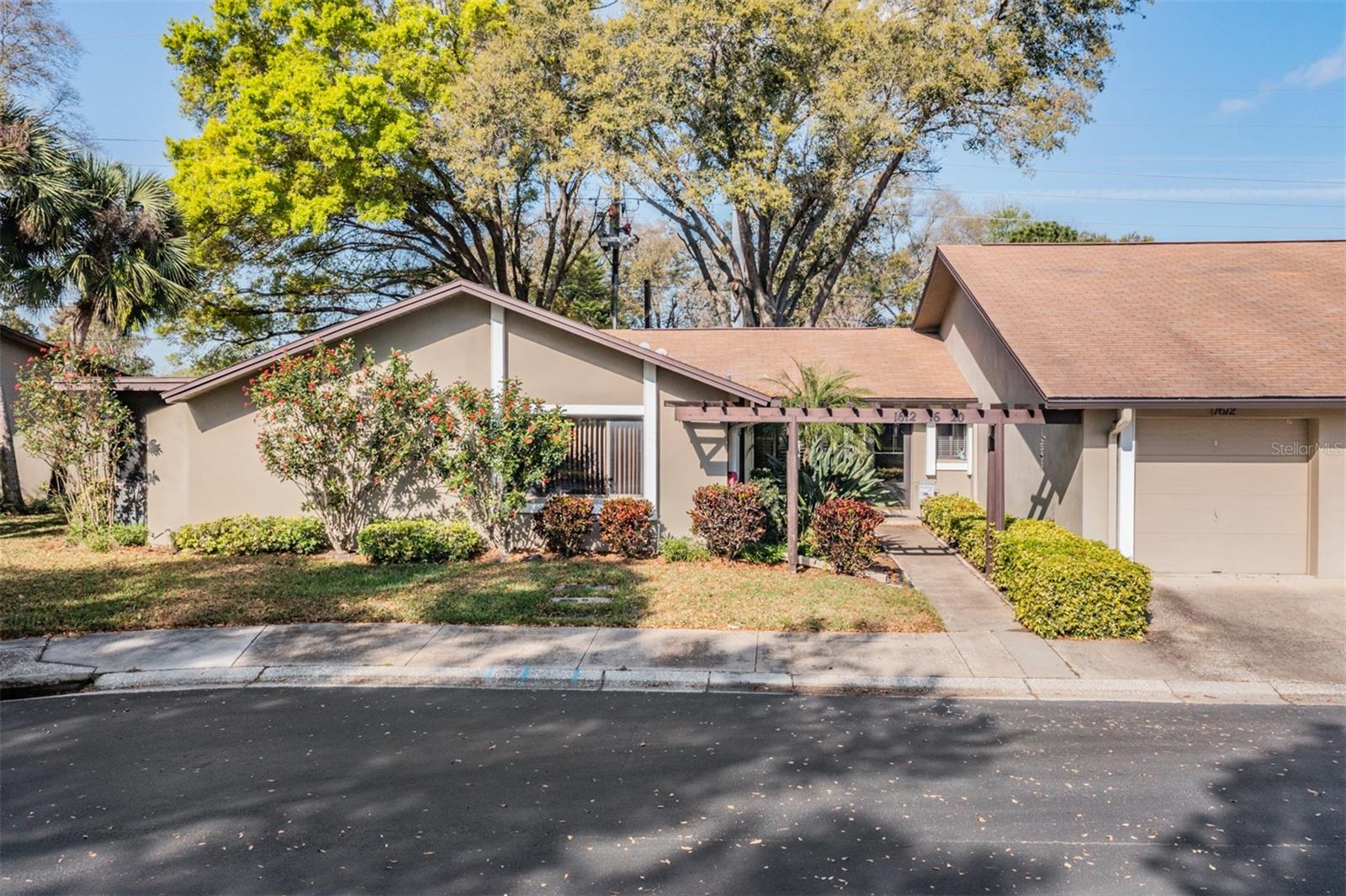 1612 BATCHELOR CT