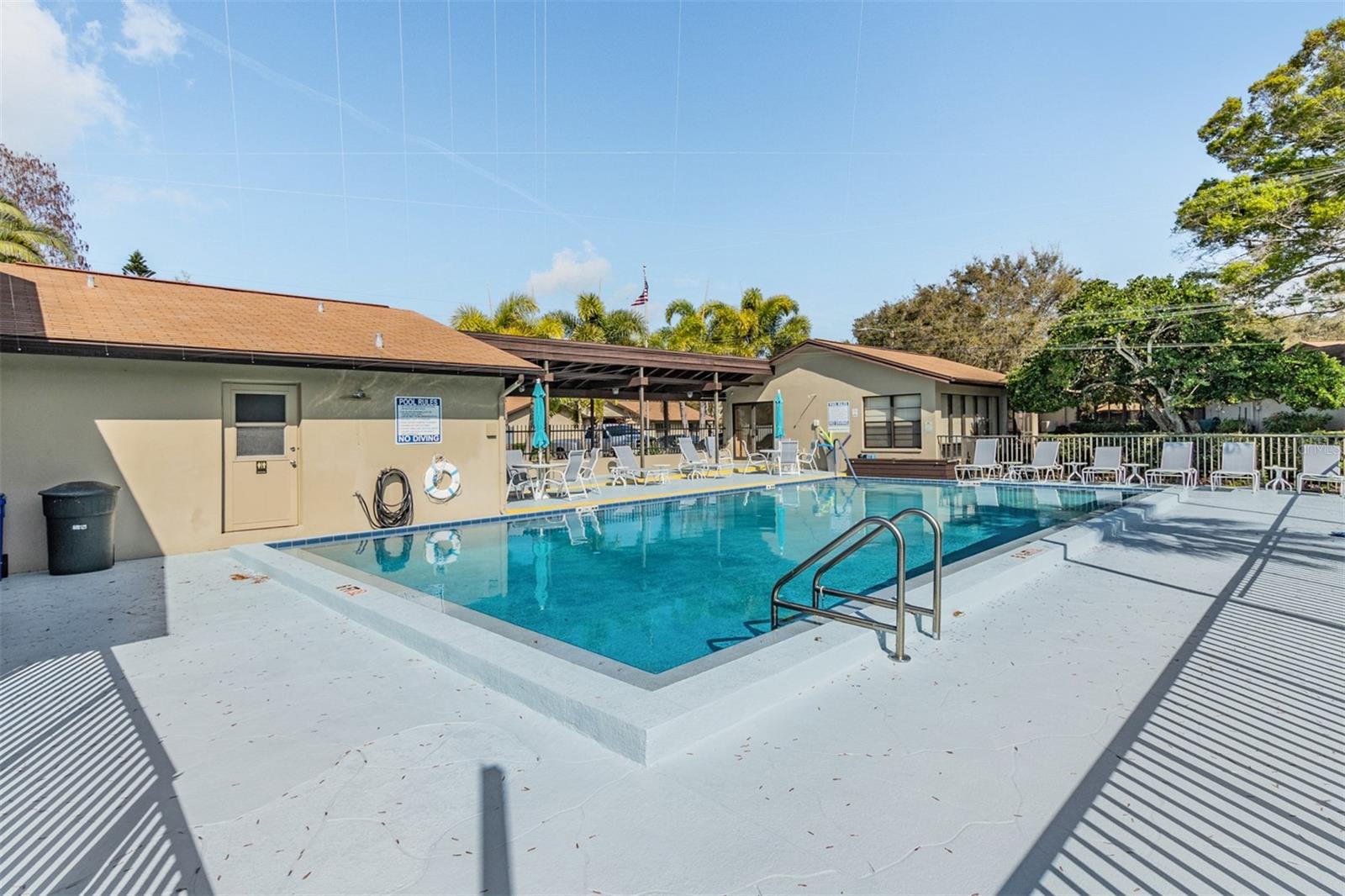 1612 BATCHELOR CT