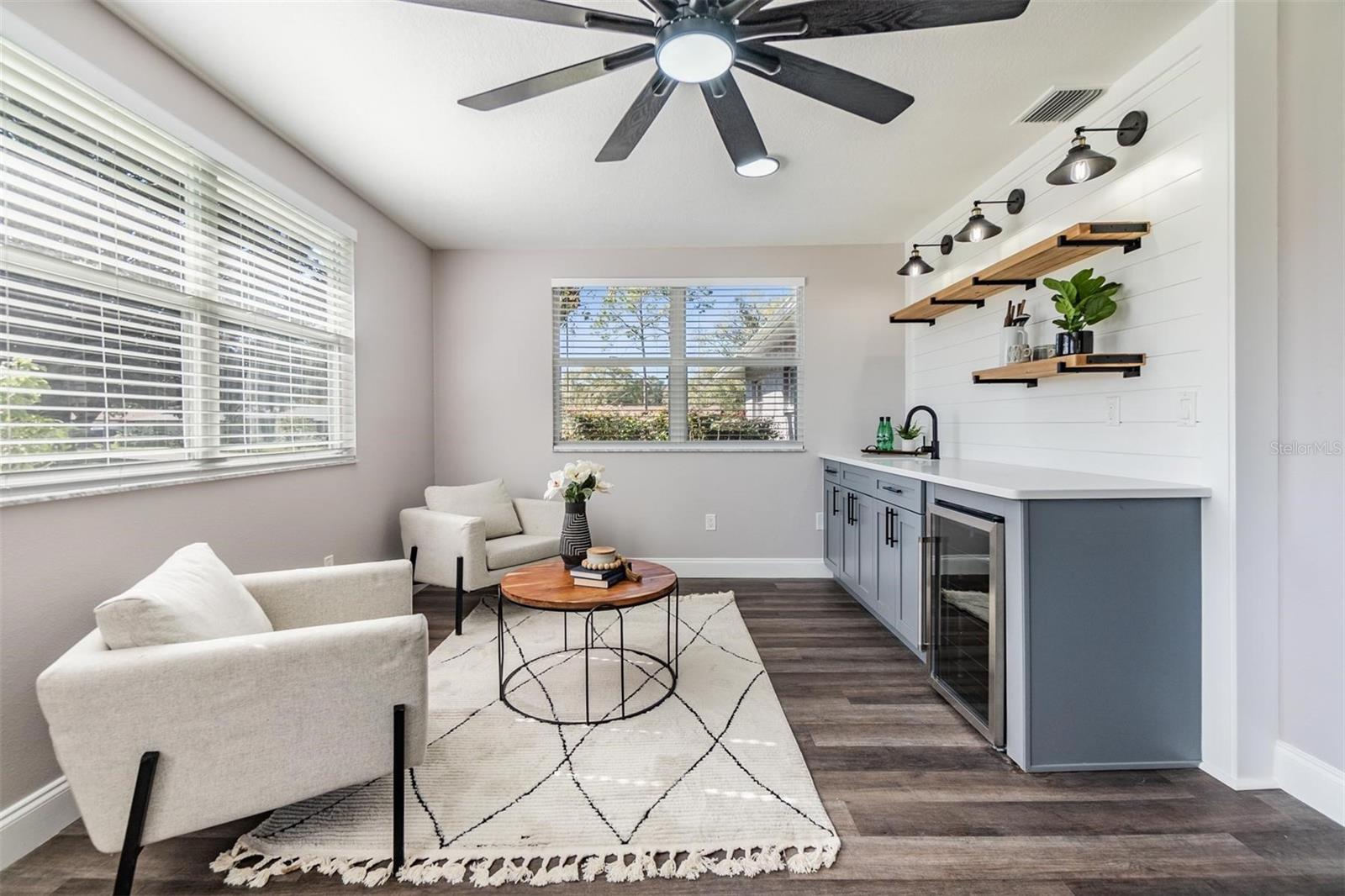 2802 CAMERON CT