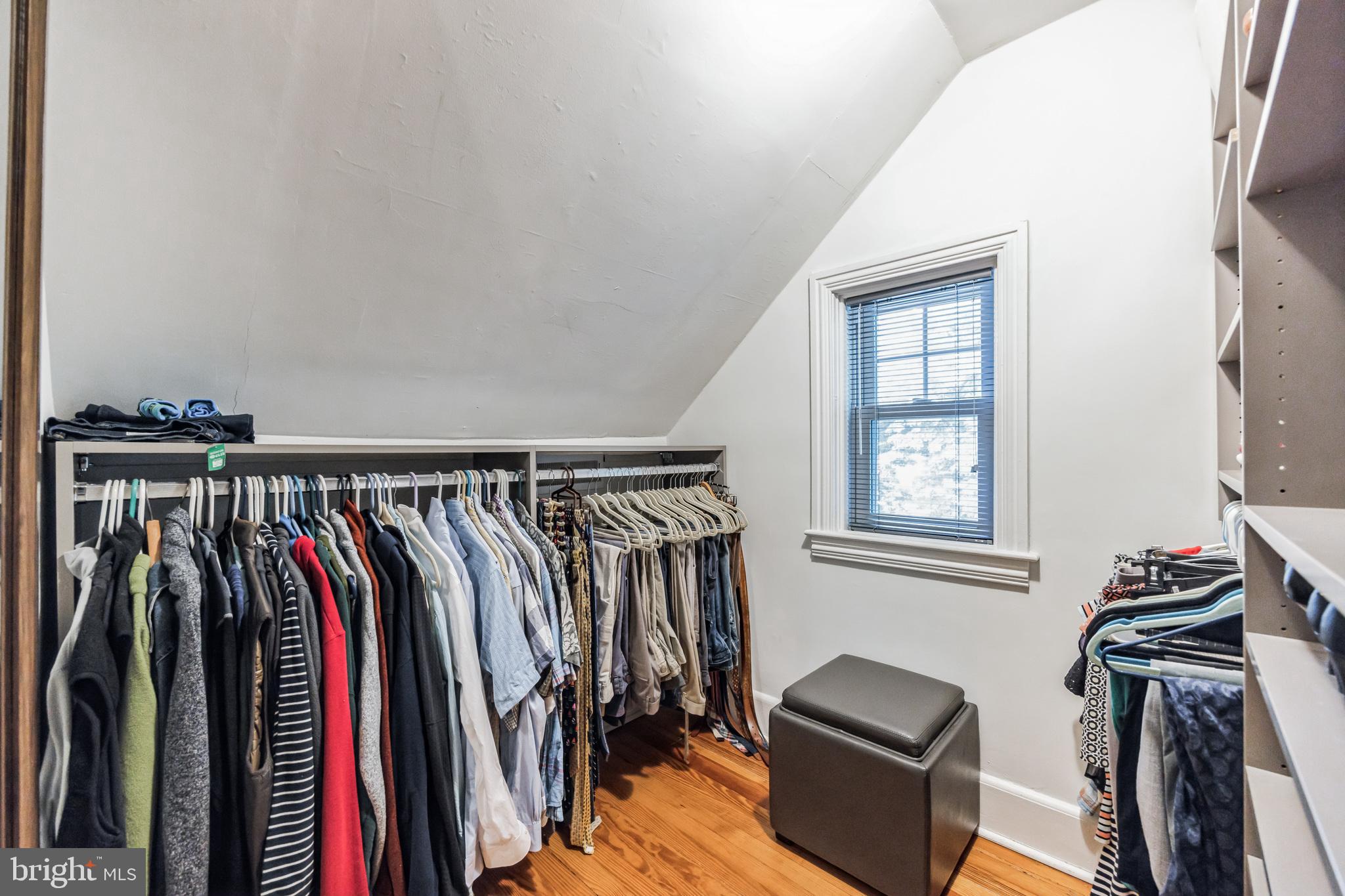 531 GLENWOOD RD