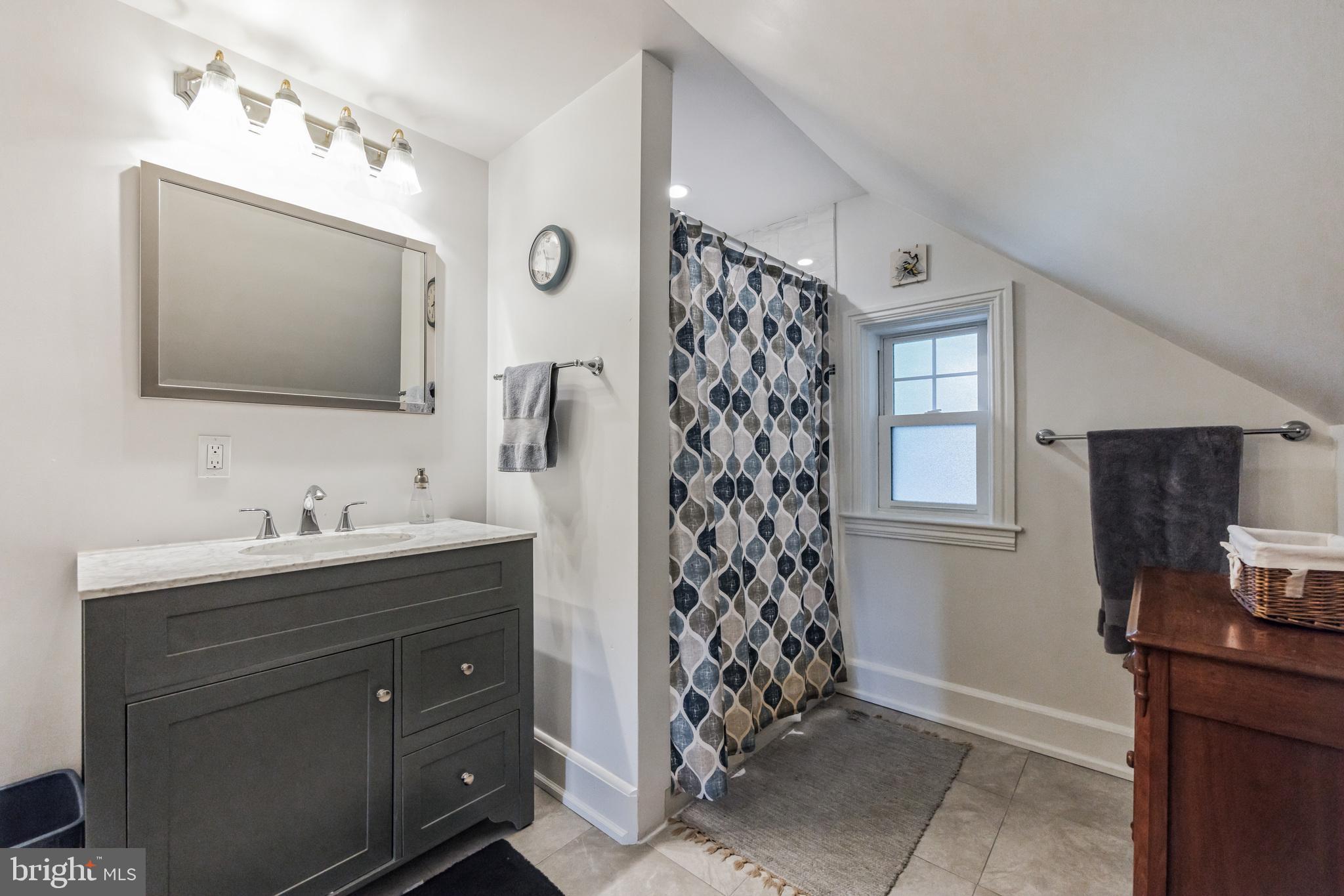 531 GLENWOOD ROAD