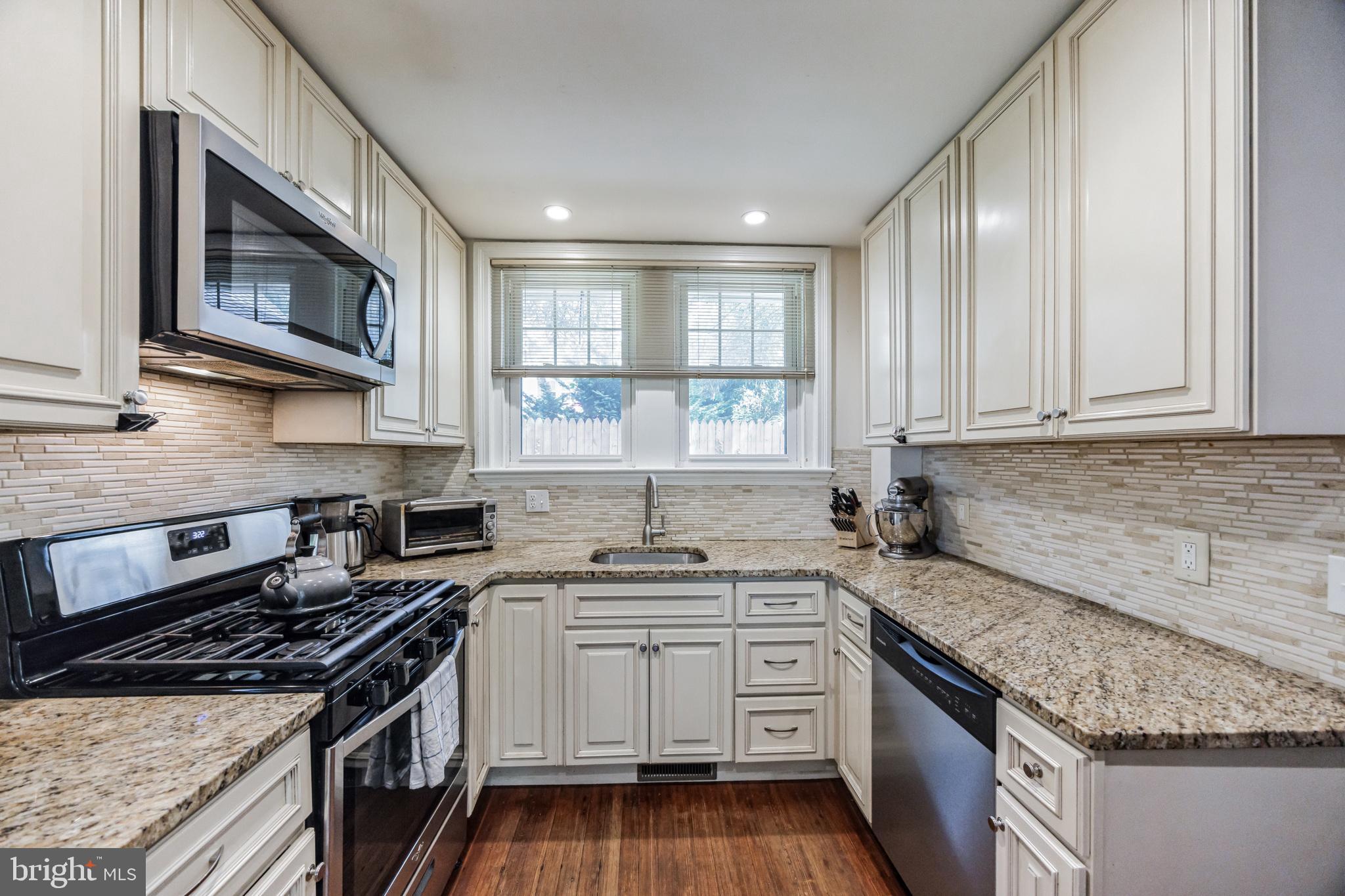 531 GLENWOOD ROAD