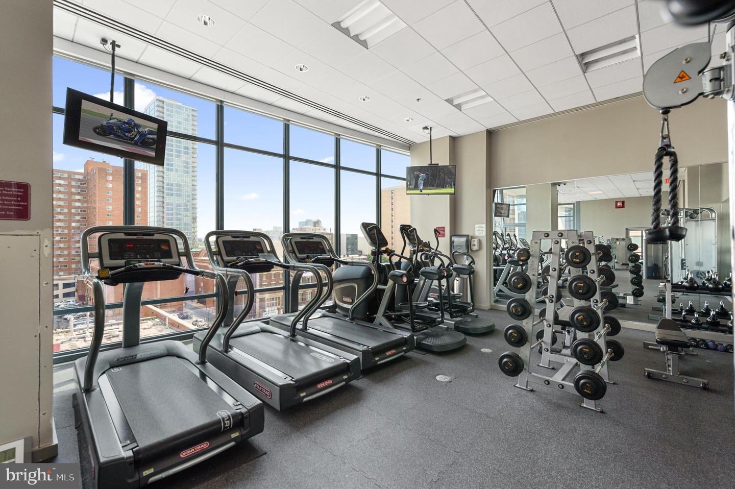 2101 MARKET STREET Unit: 2401