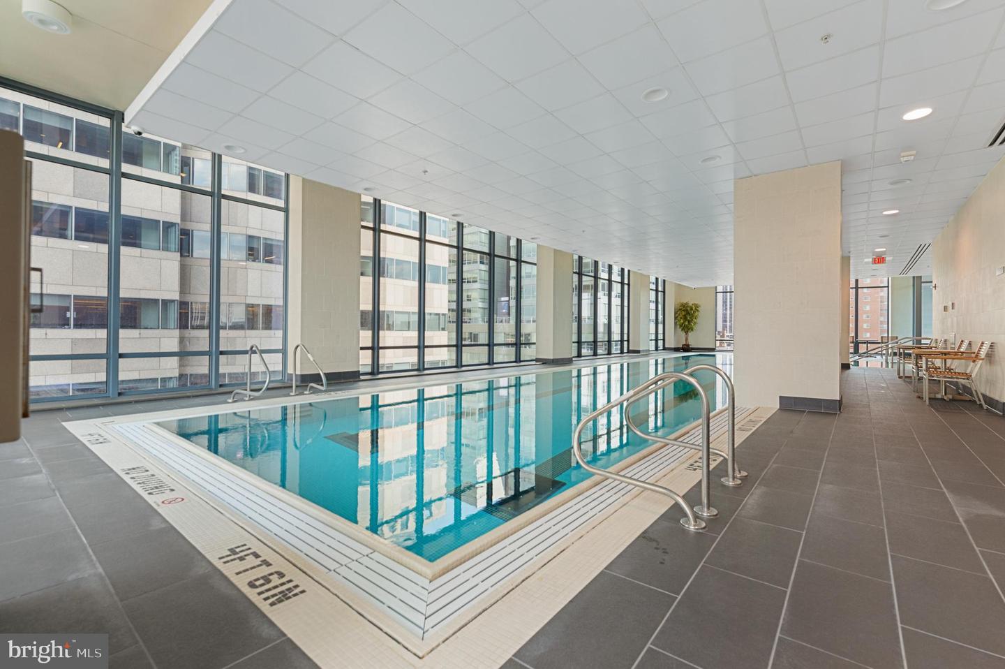 2101 MARKET STREET Unit: 2401
