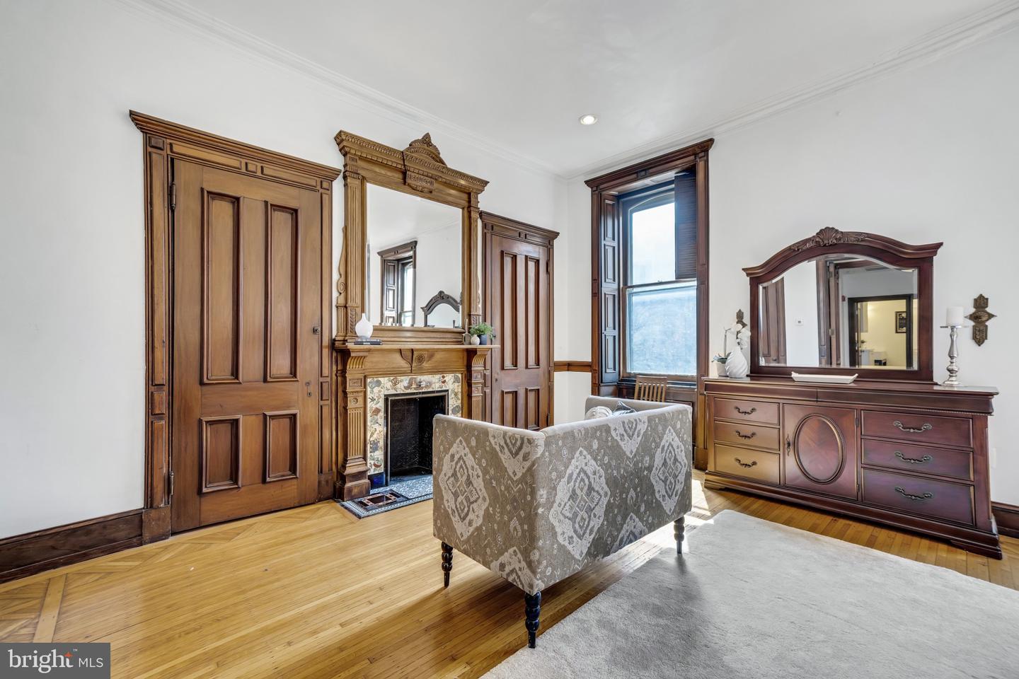 1717 SPRING GARDEN STREET Unit: A