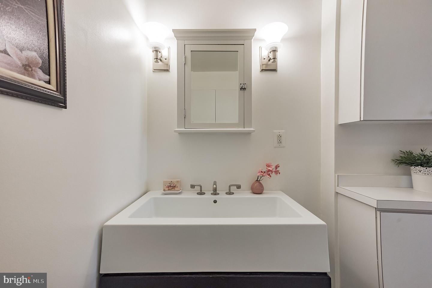 1717 SPRING GARDEN STREET Unit: A