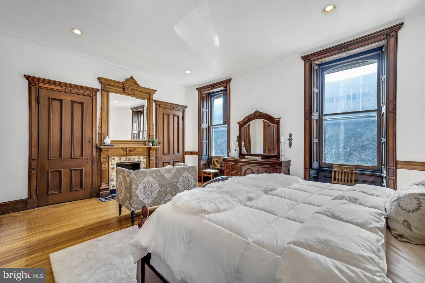 1717 SPRING GARDEN STREET Unit: A
