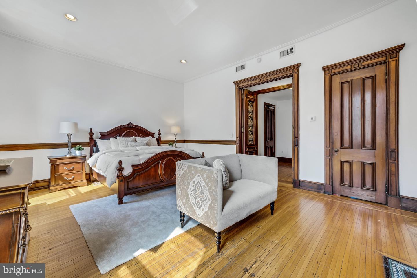1717 SPRING GARDEN STREET Unit: A