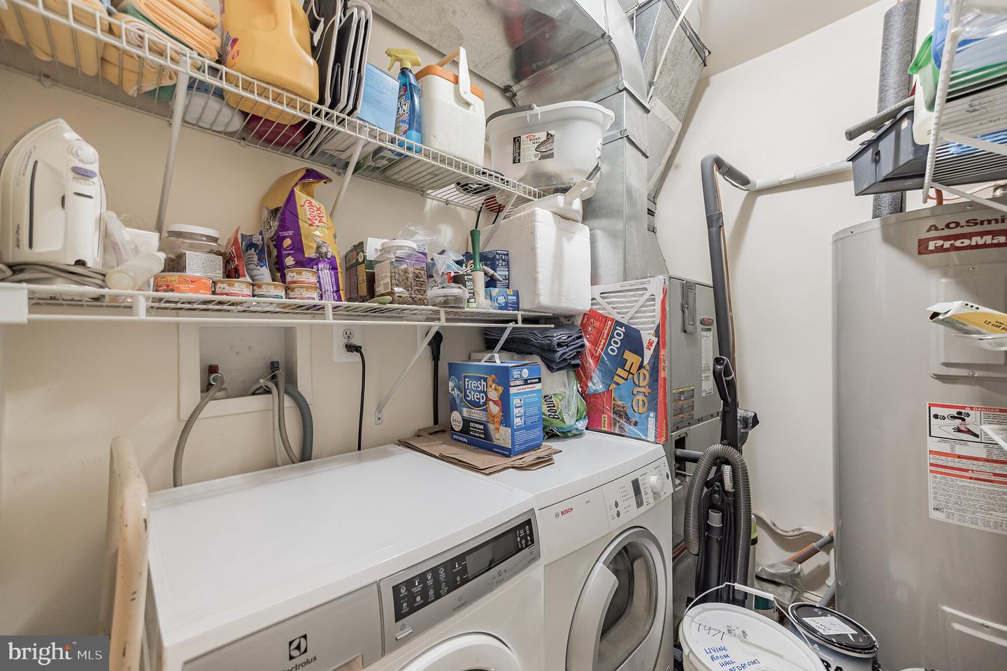 6 S STRAWBERRY STREET Unit: 7