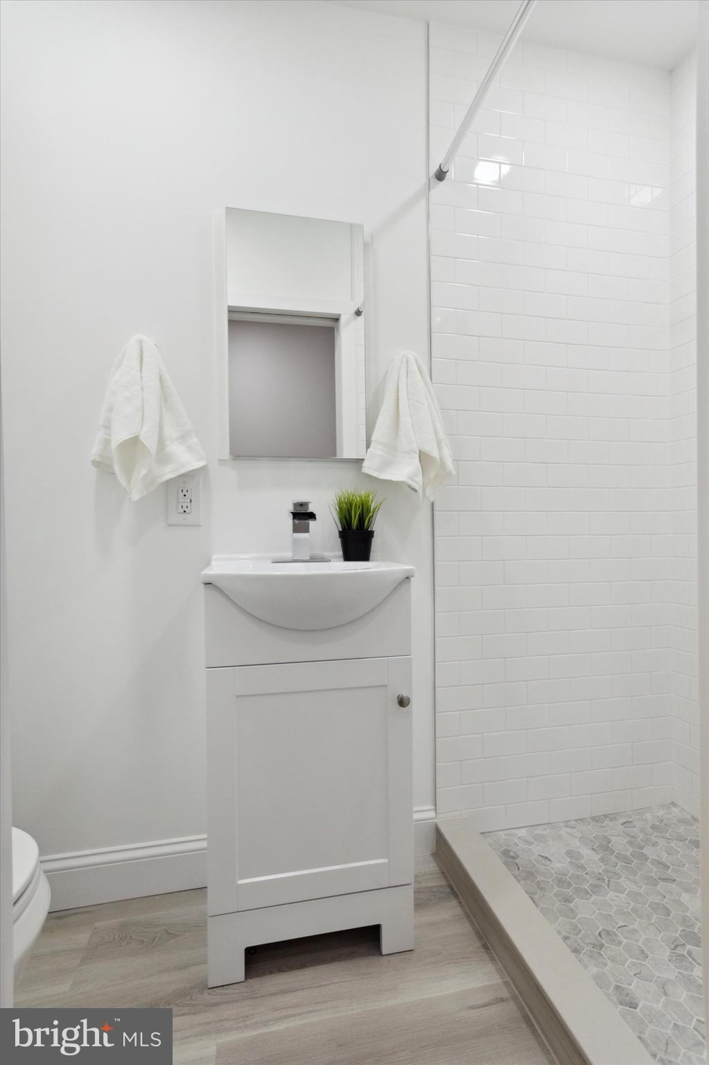 2221 FITZWATER STREET Unit: 1