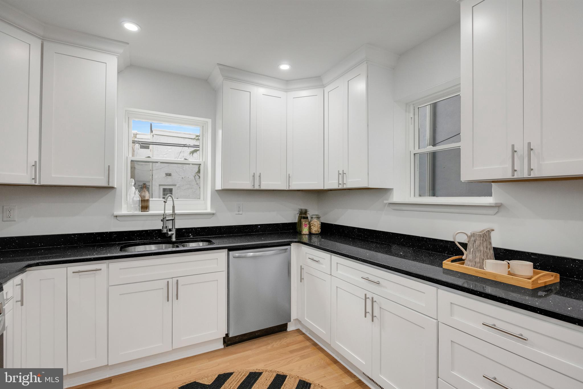 2221 FITZWATER STREET Unit: 1