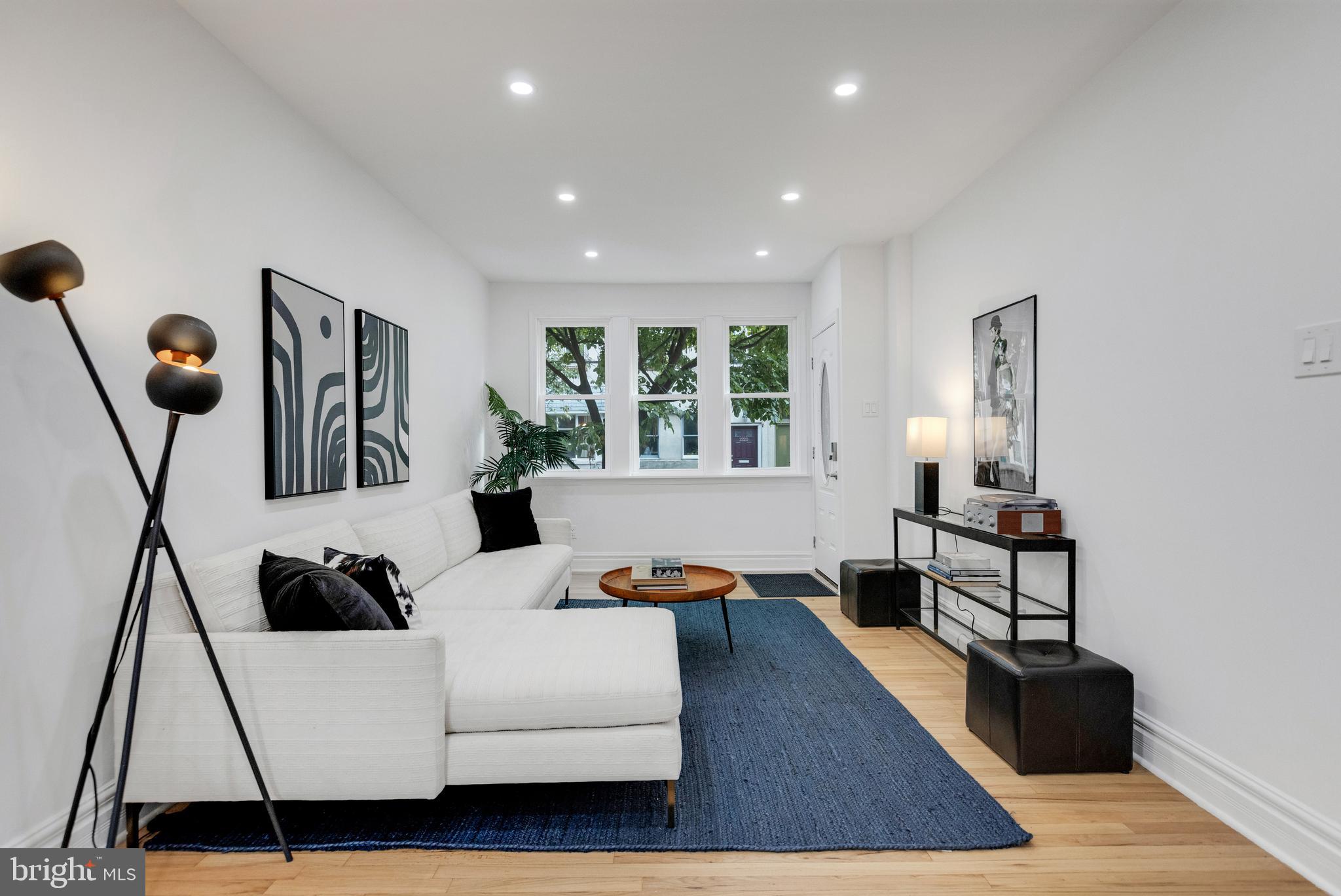 2221 FITZWATER STREET Unit: 1