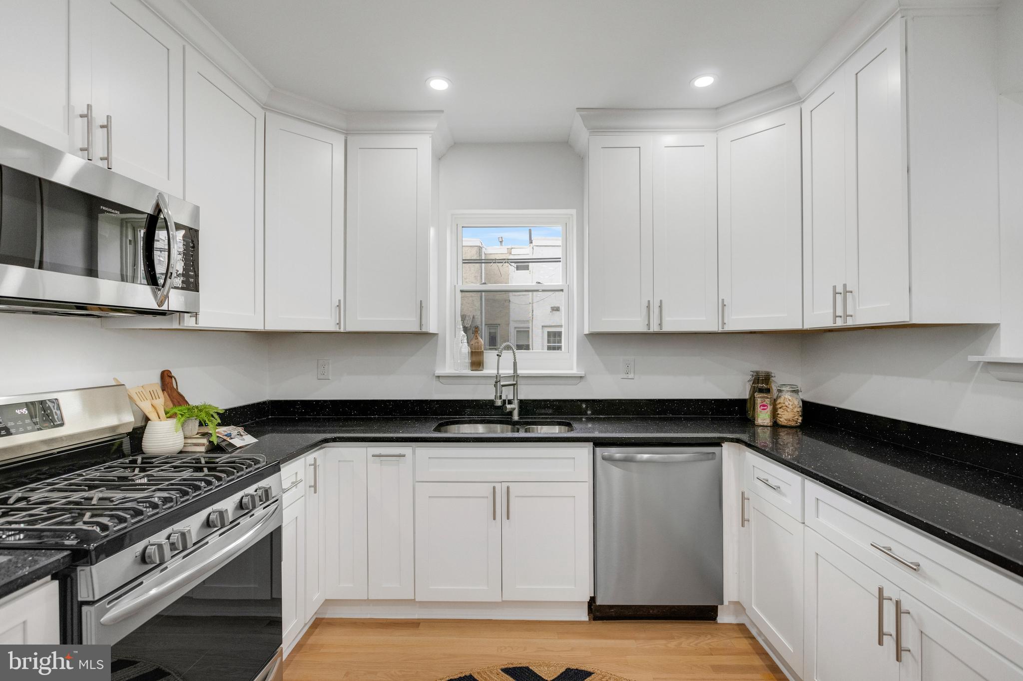 2221 FITZWATER STREET Unit: 1