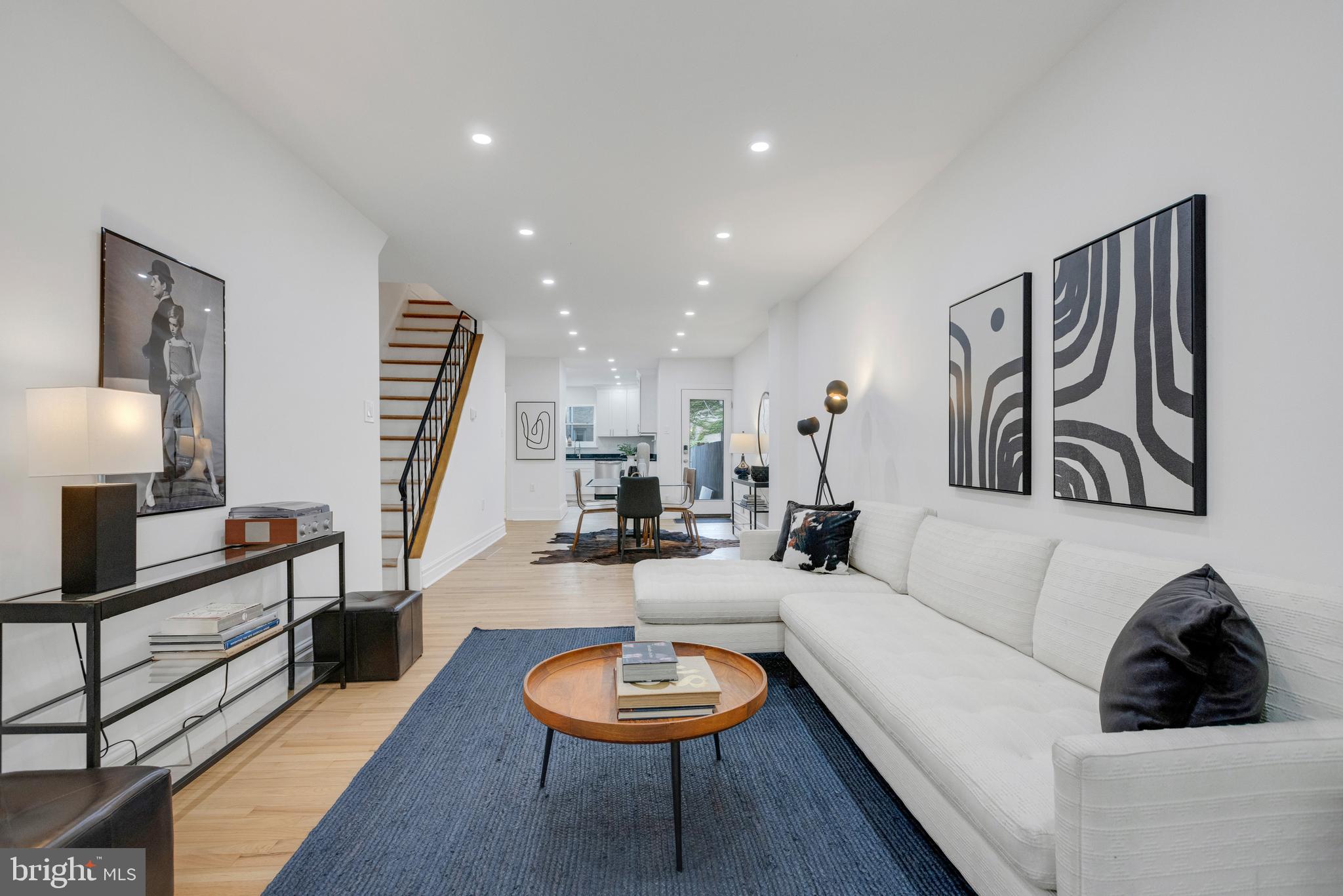 2221 FITZWATER STREET Unit: 1