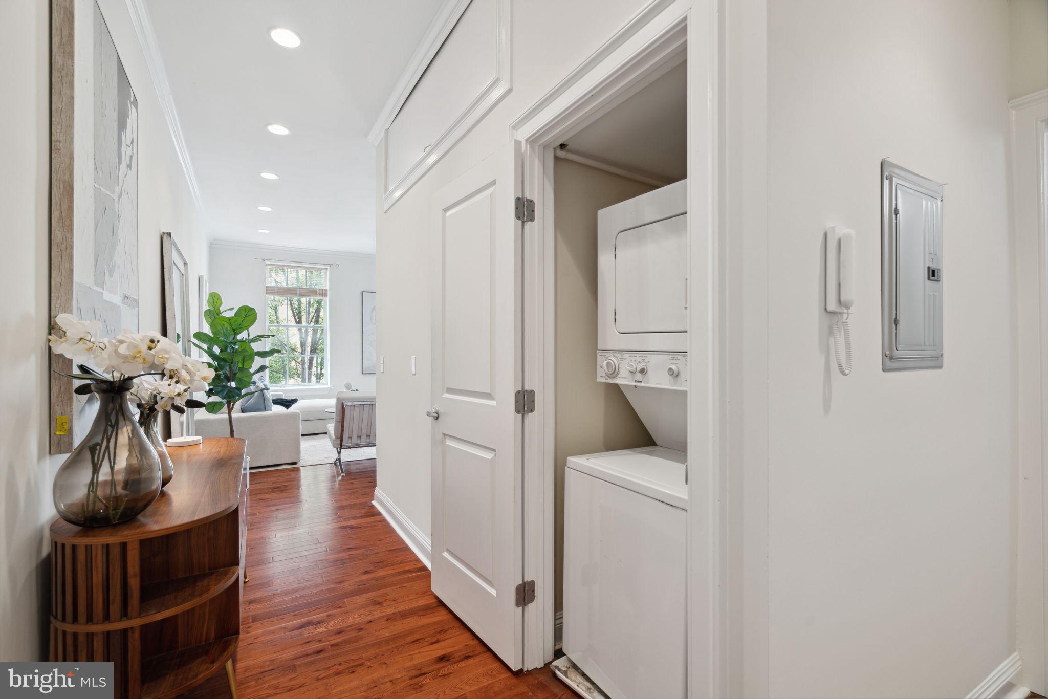 1716 PINE STREET Unit: 2F