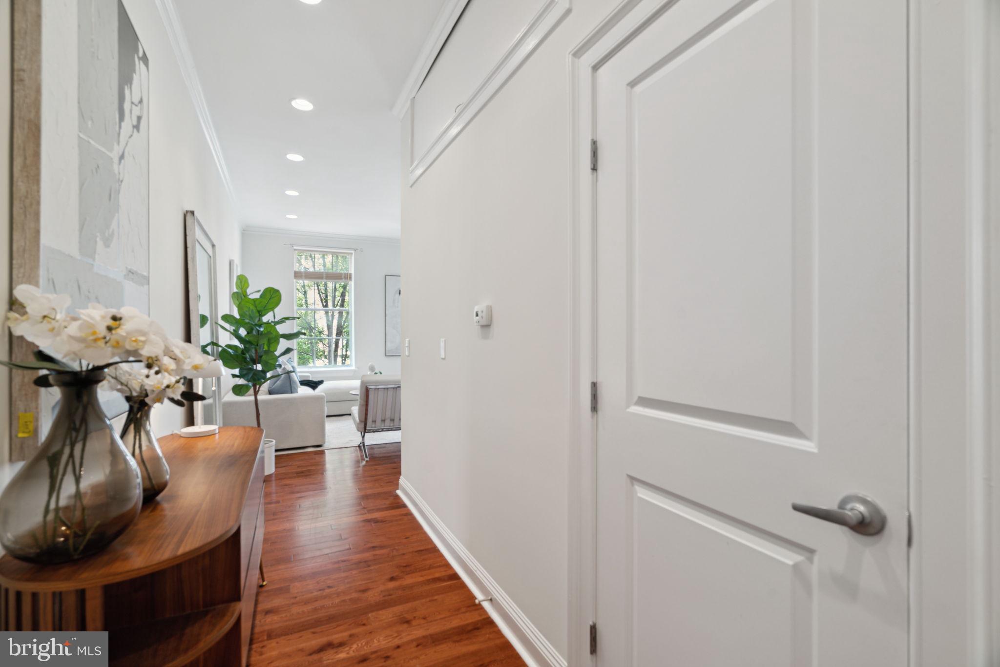 1716 PINE STREET Unit: 2F