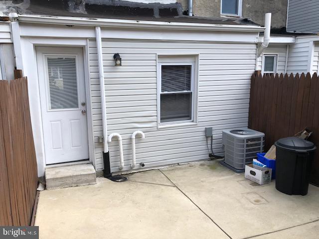 2528 Edgemont STREET