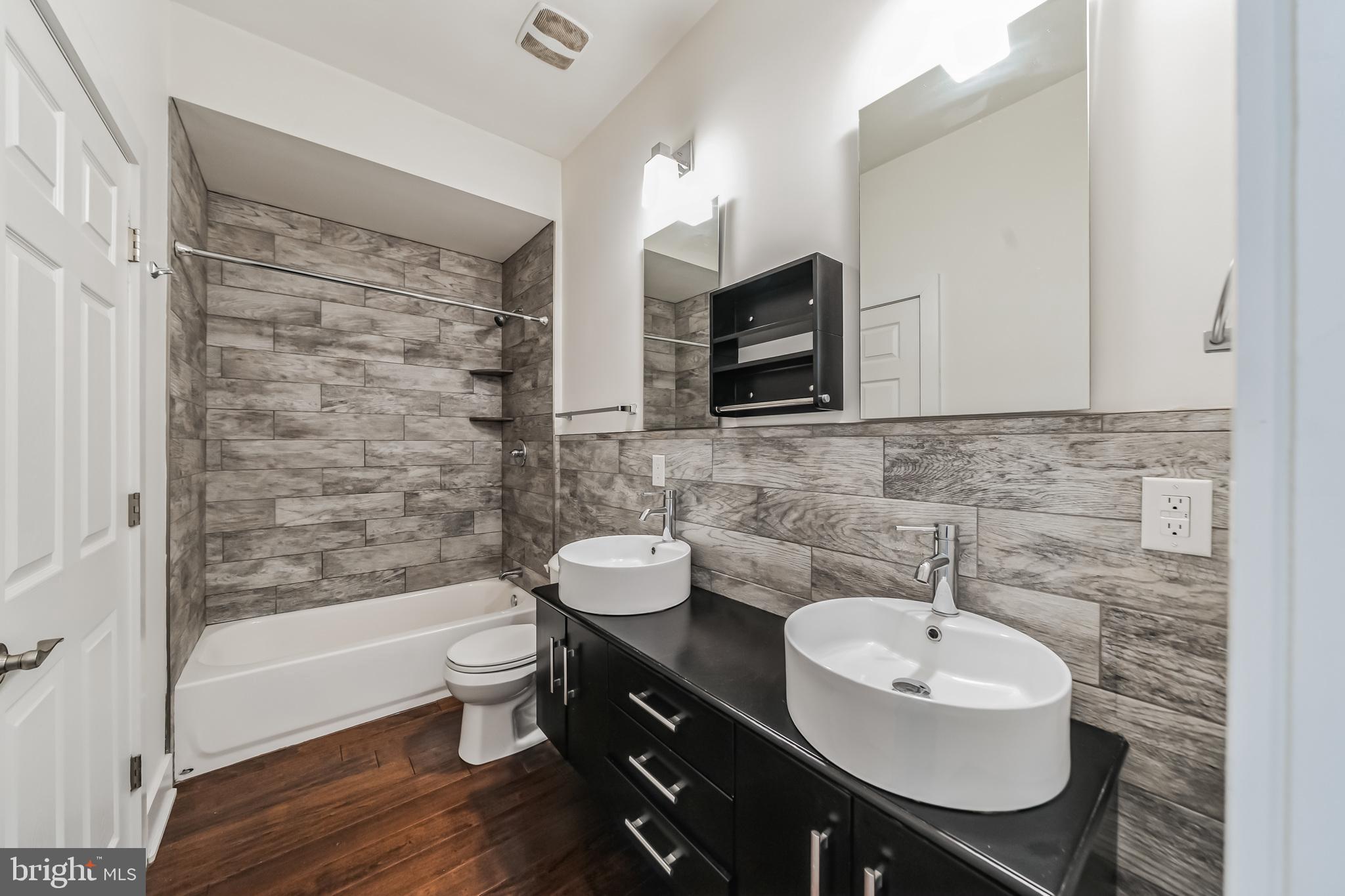 929 N 2nd STREET Unit: 2