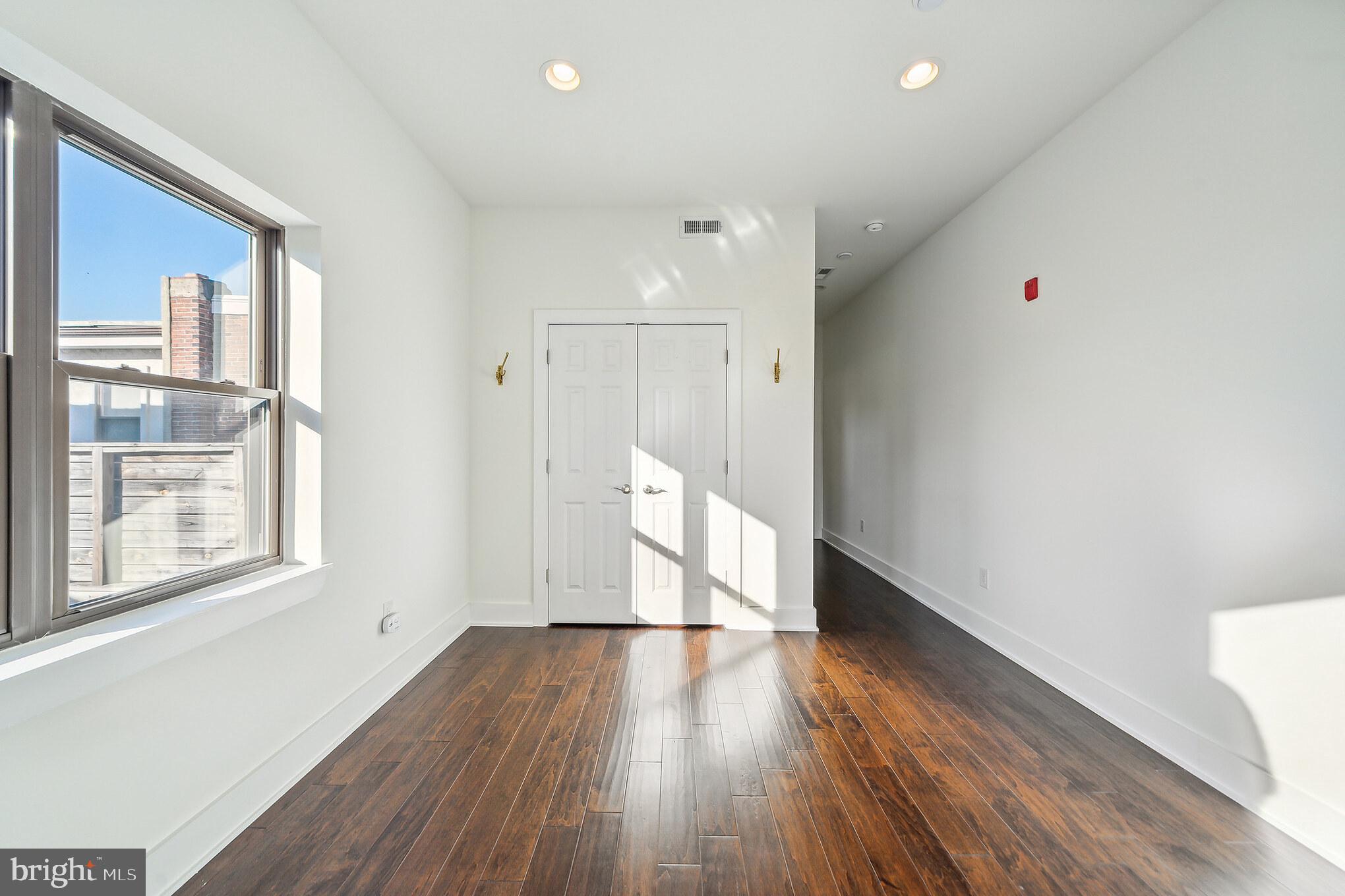 929 N 2nd STREET Unit: 2