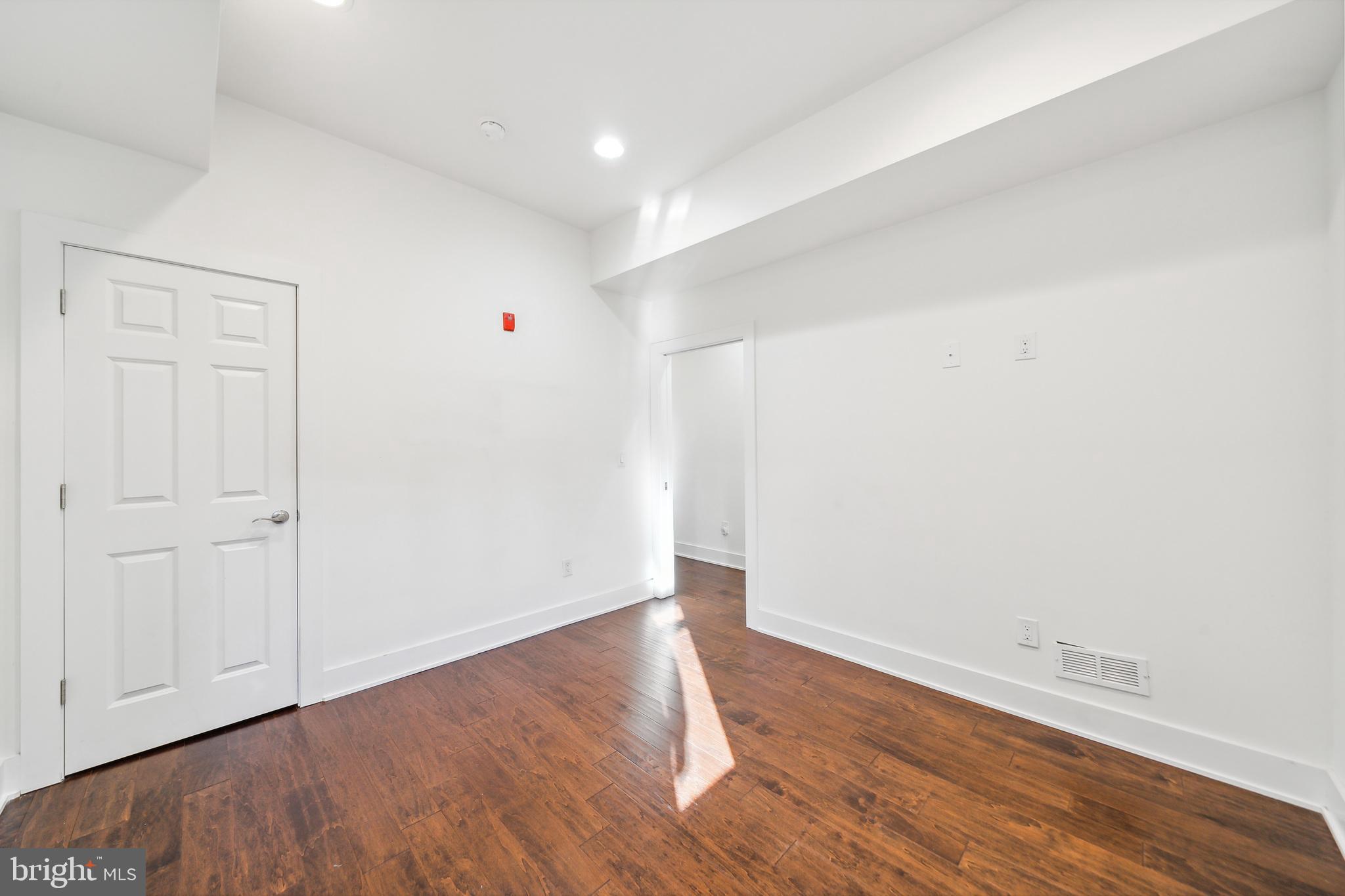 929 N 2nd STREET Unit: 2