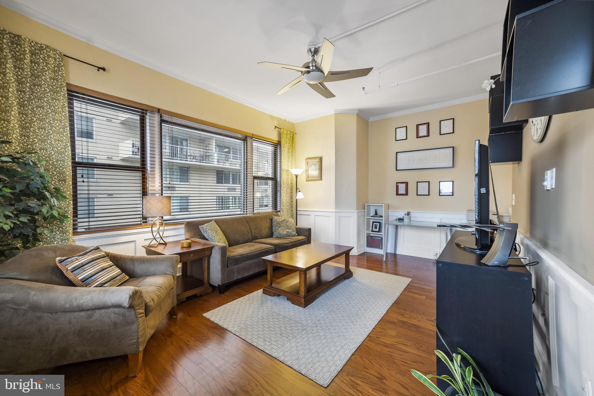 1939 Chestnut STREET Unit: 8A