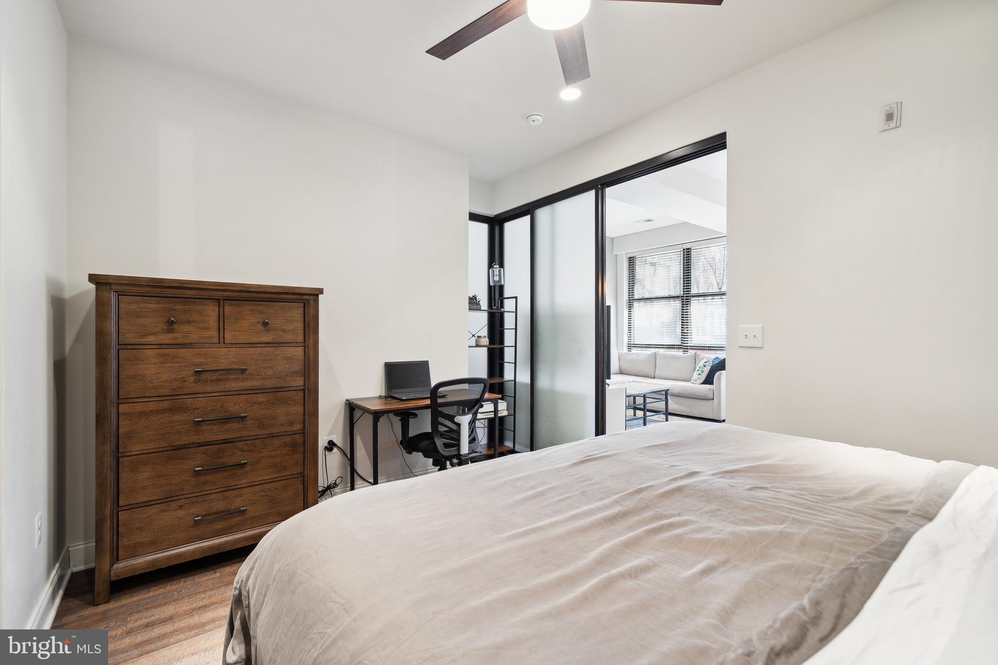 125-27 N 4th St #108