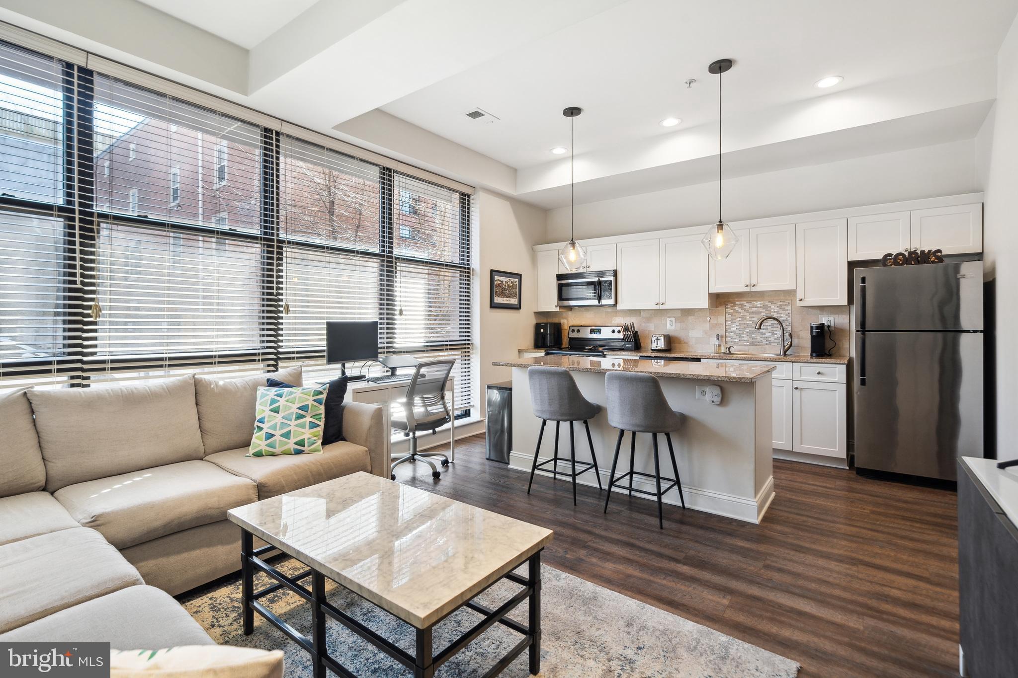 125-27 N 4th St #108