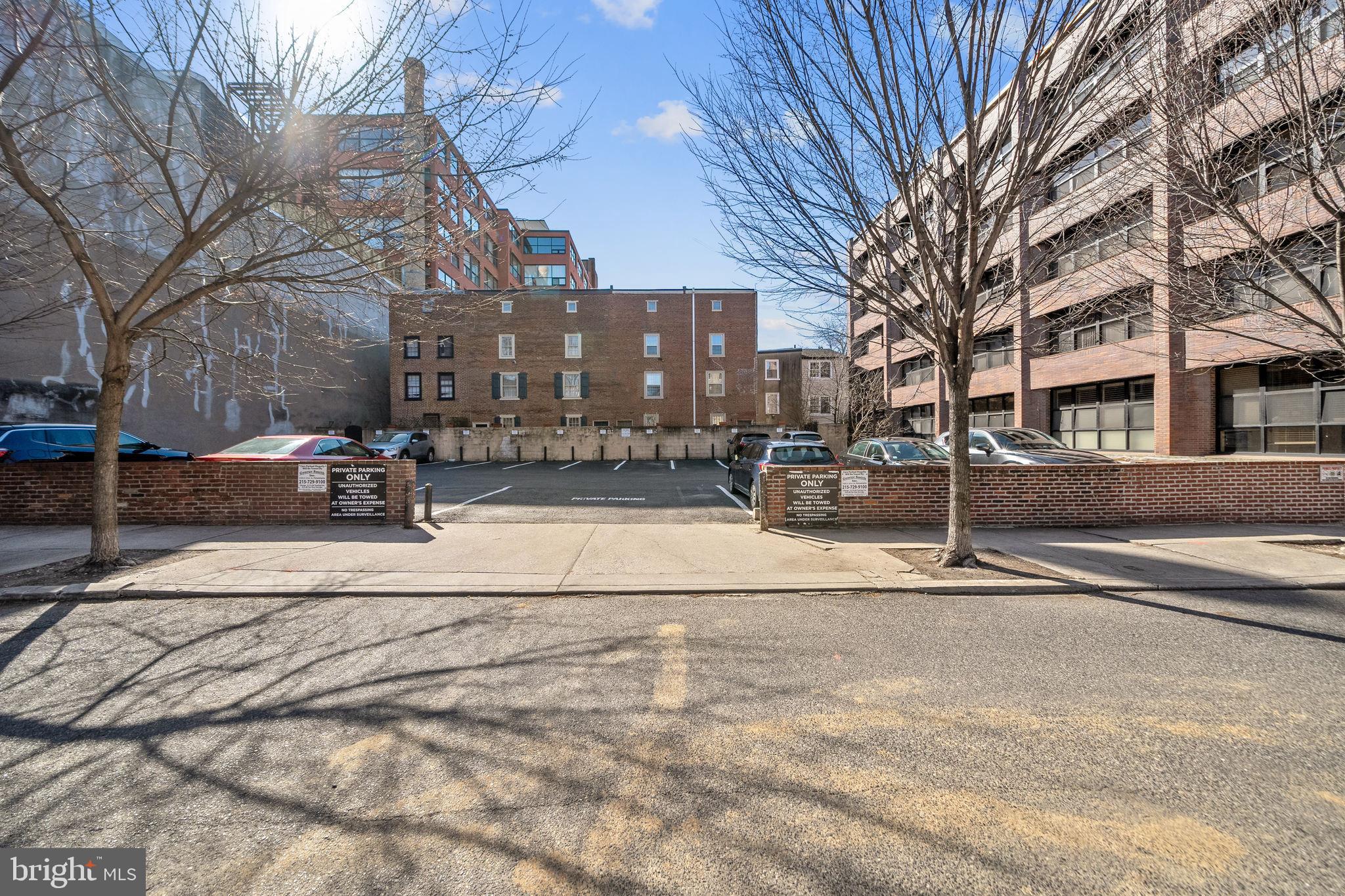 125-27 N 4th St #108