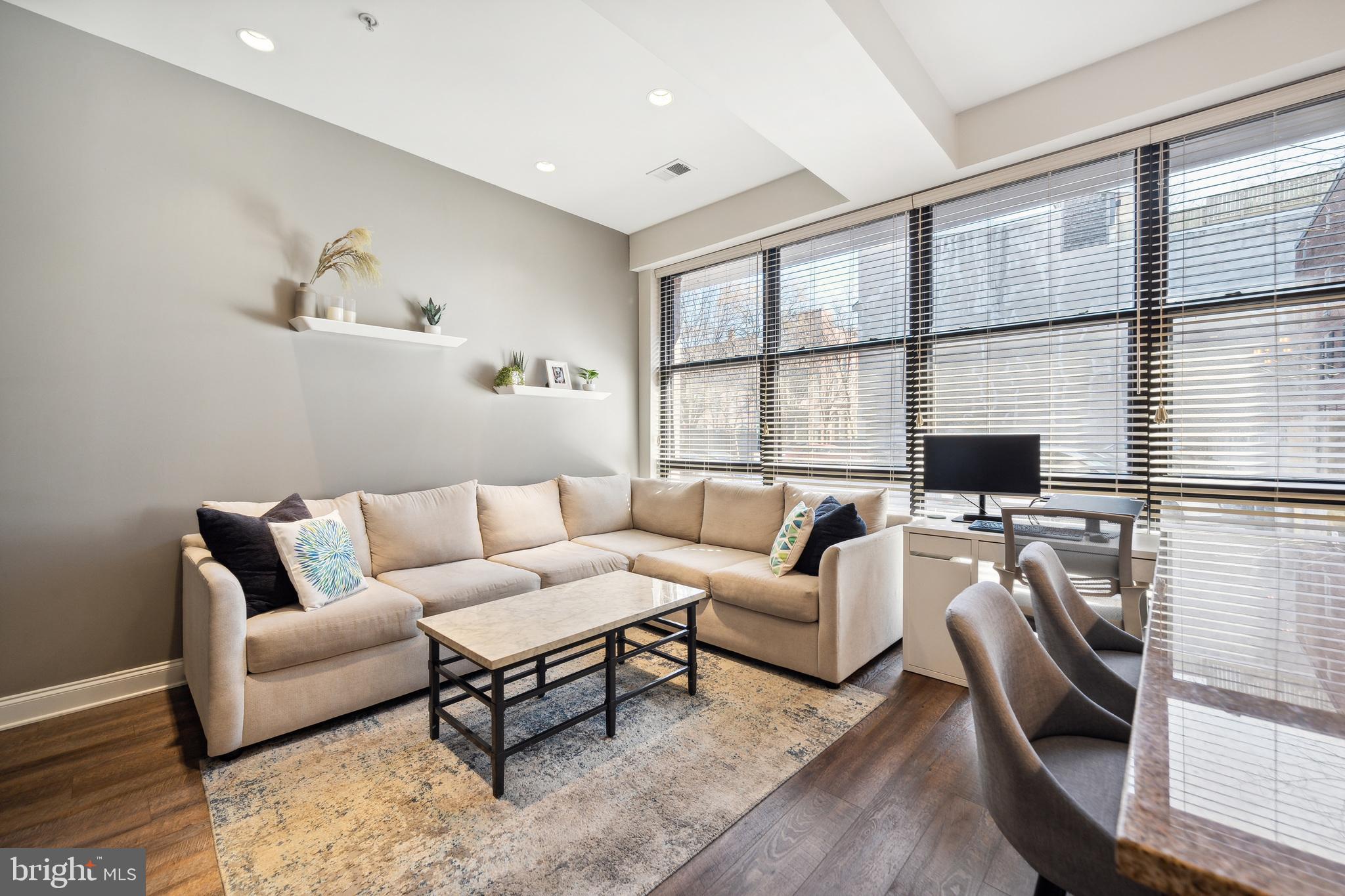 125-27 N 4th St #108