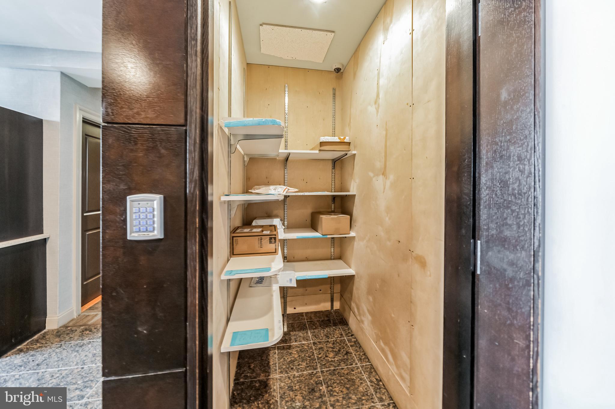 125-27 N 4th St #108