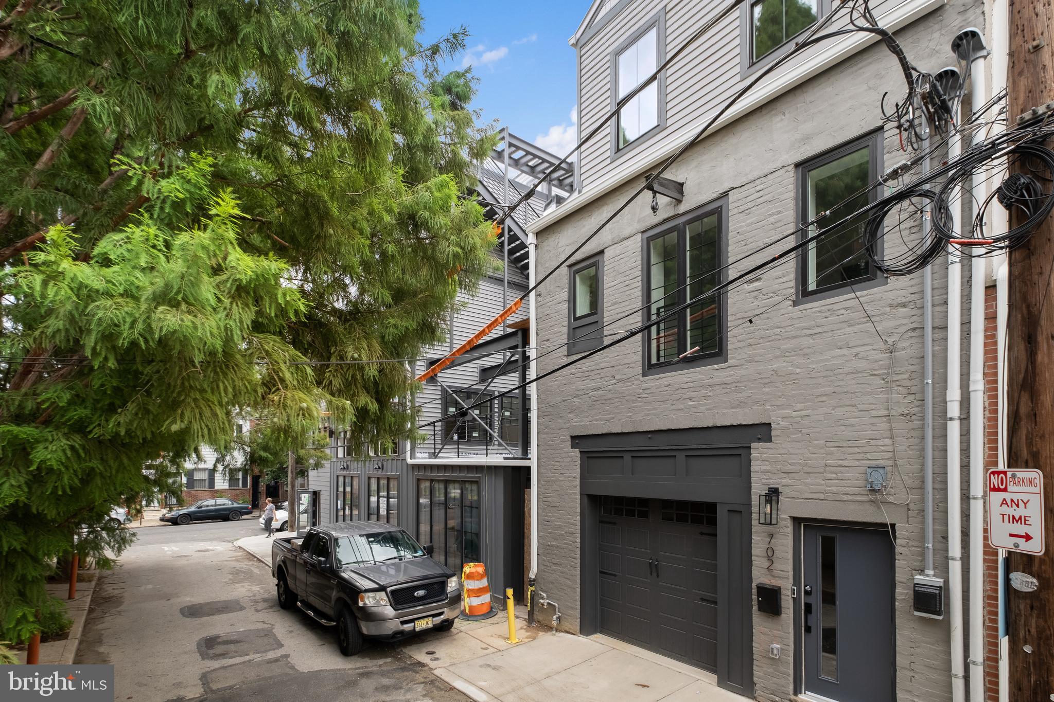 702 Alter St