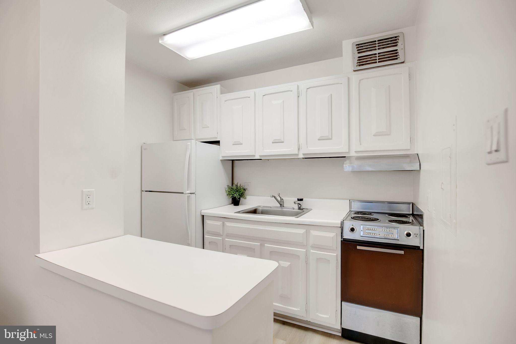 1901-45 John F Kennedy Blvd #710