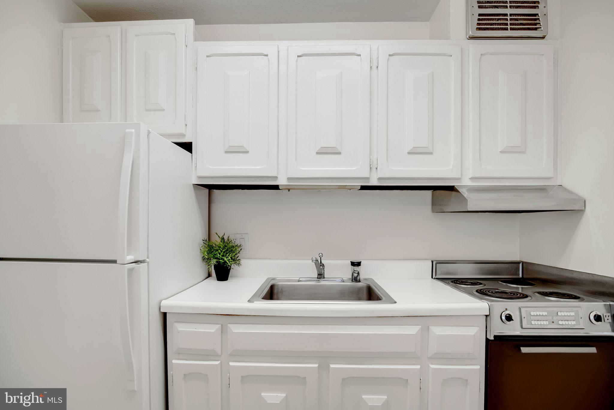 1901-45 John F Kennedy Blvd #710