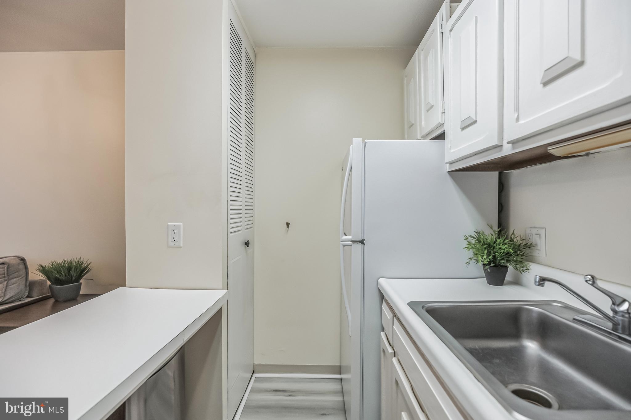 1901-45 John F Kennedy Blvd #710