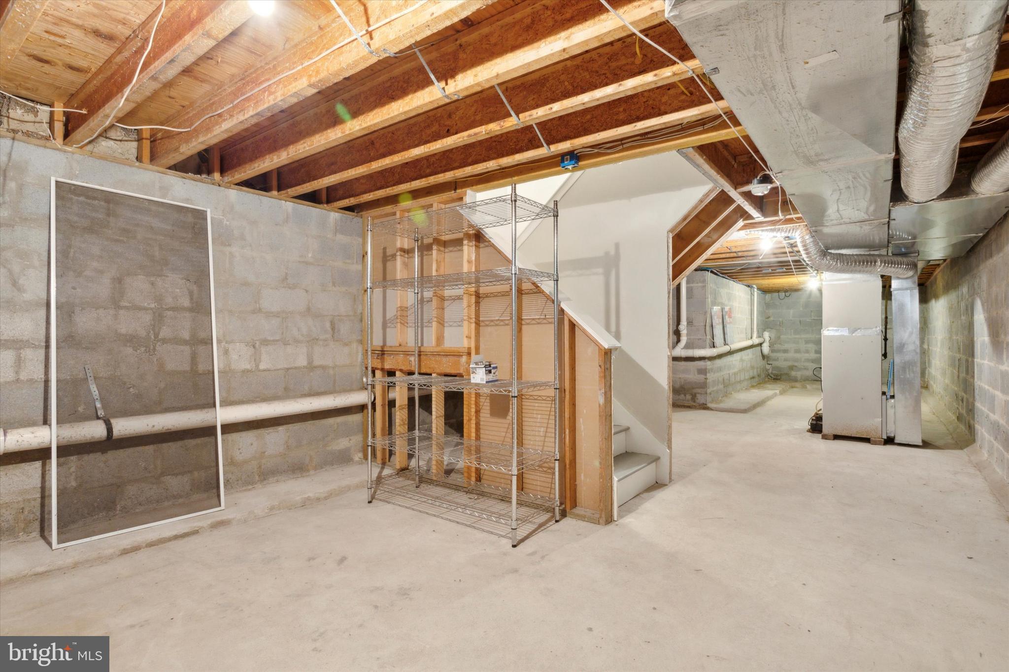 1922 CARPENTER ST