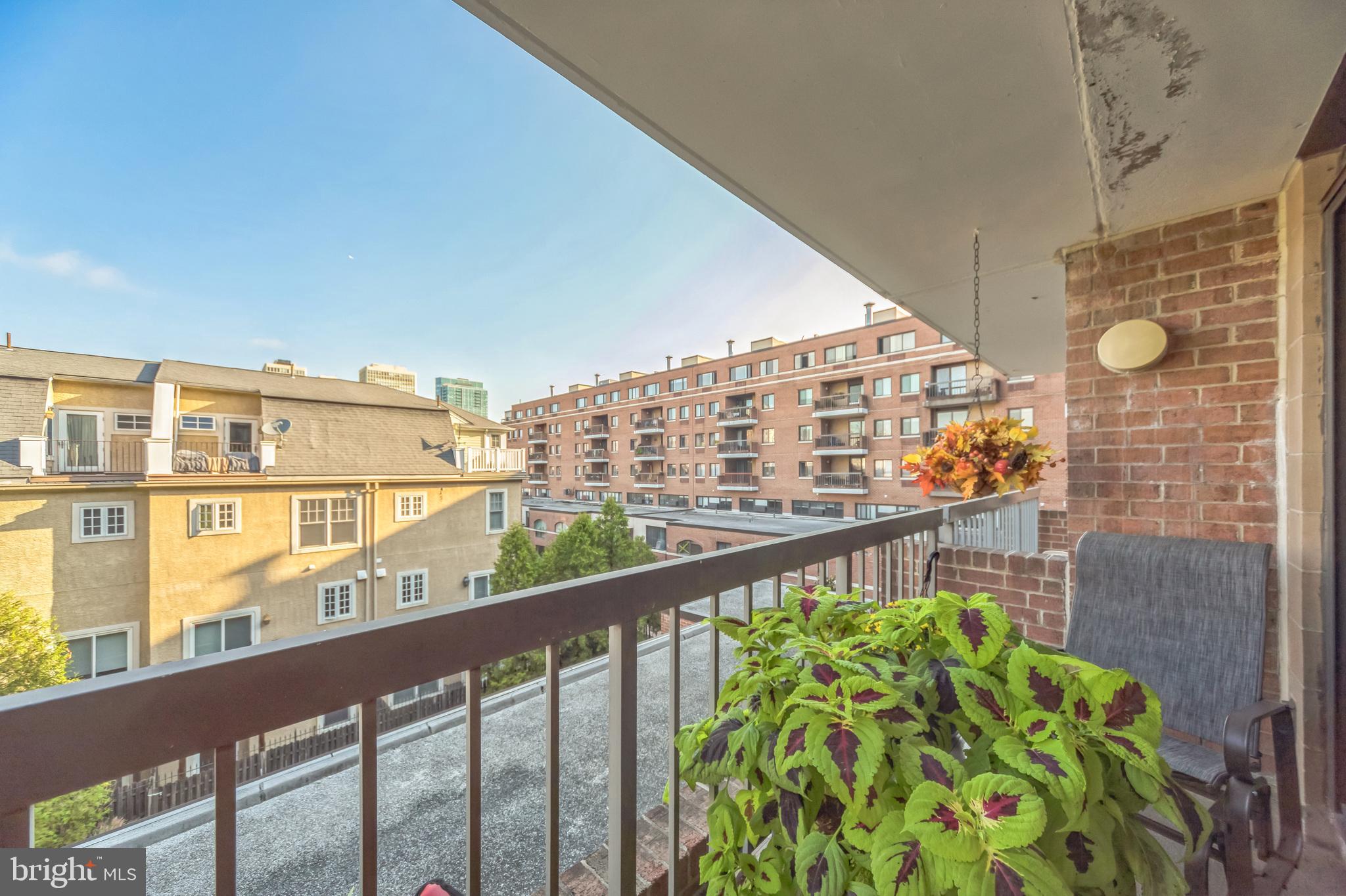 200-10 LOMBARD ST #539