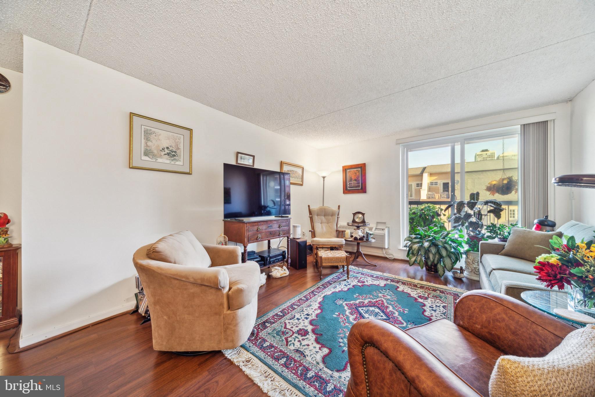 200-10 LOMBARD ST #539