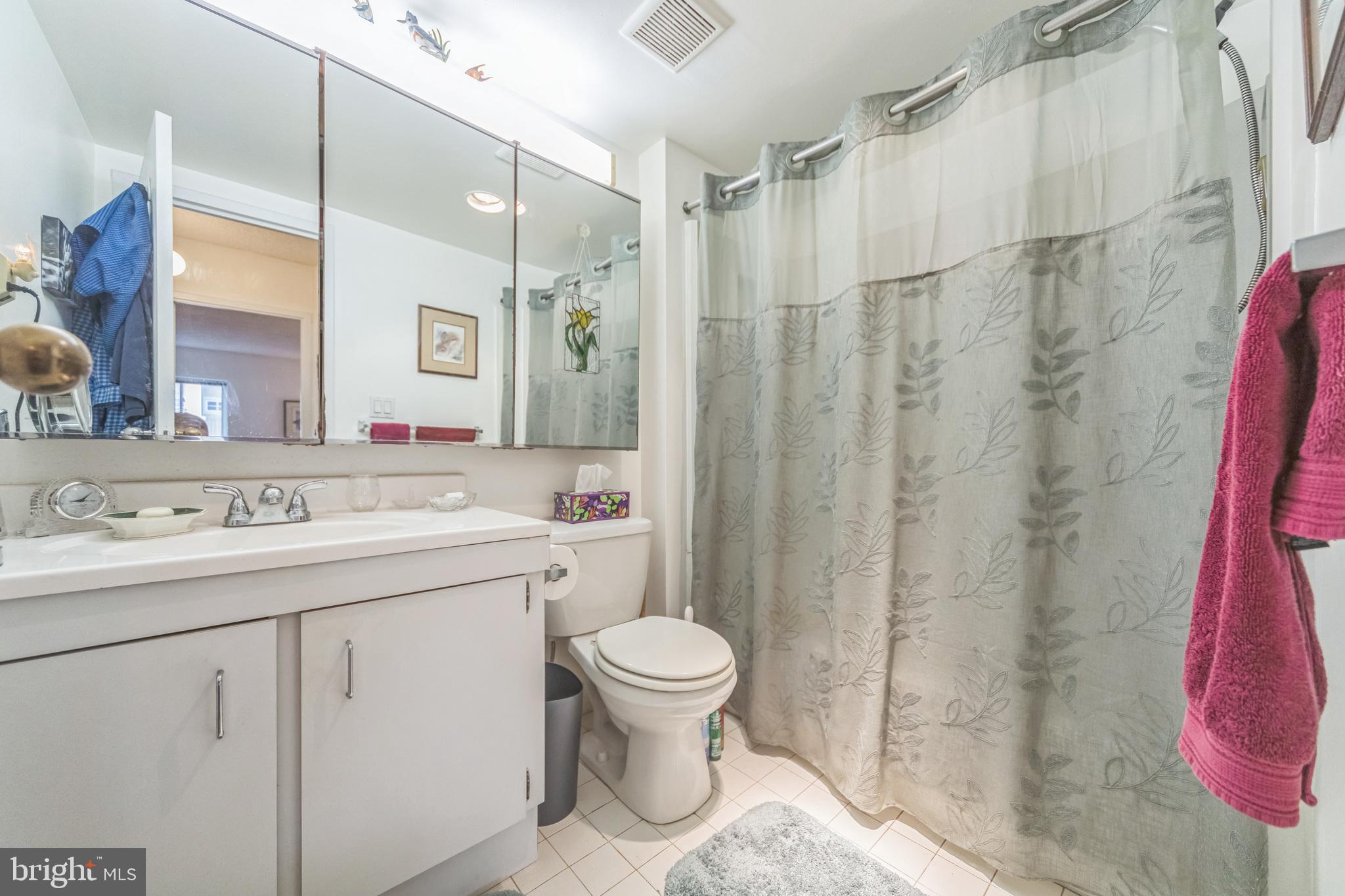 200-10 LOMBARD ST #539