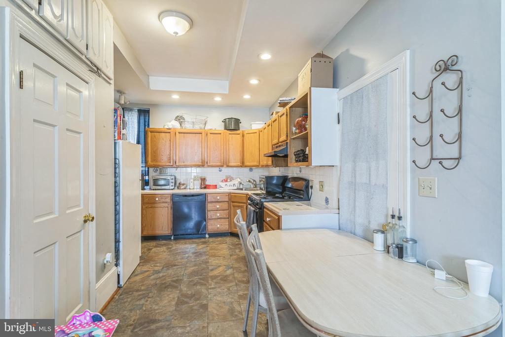 2019 Christian St