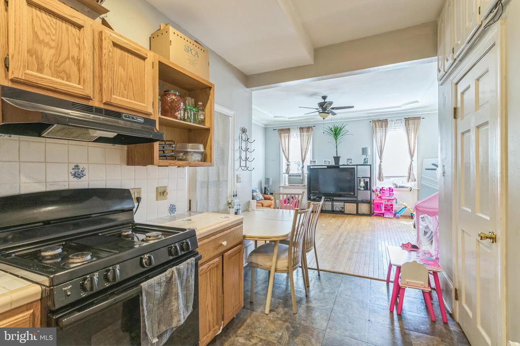 2019 Christian St
