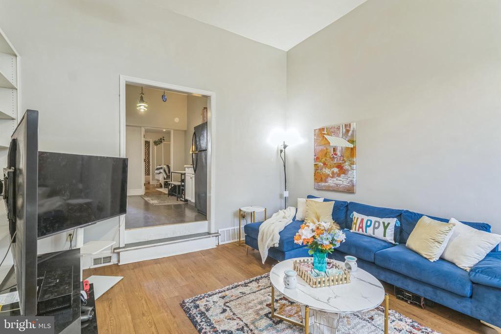2019 Christian St