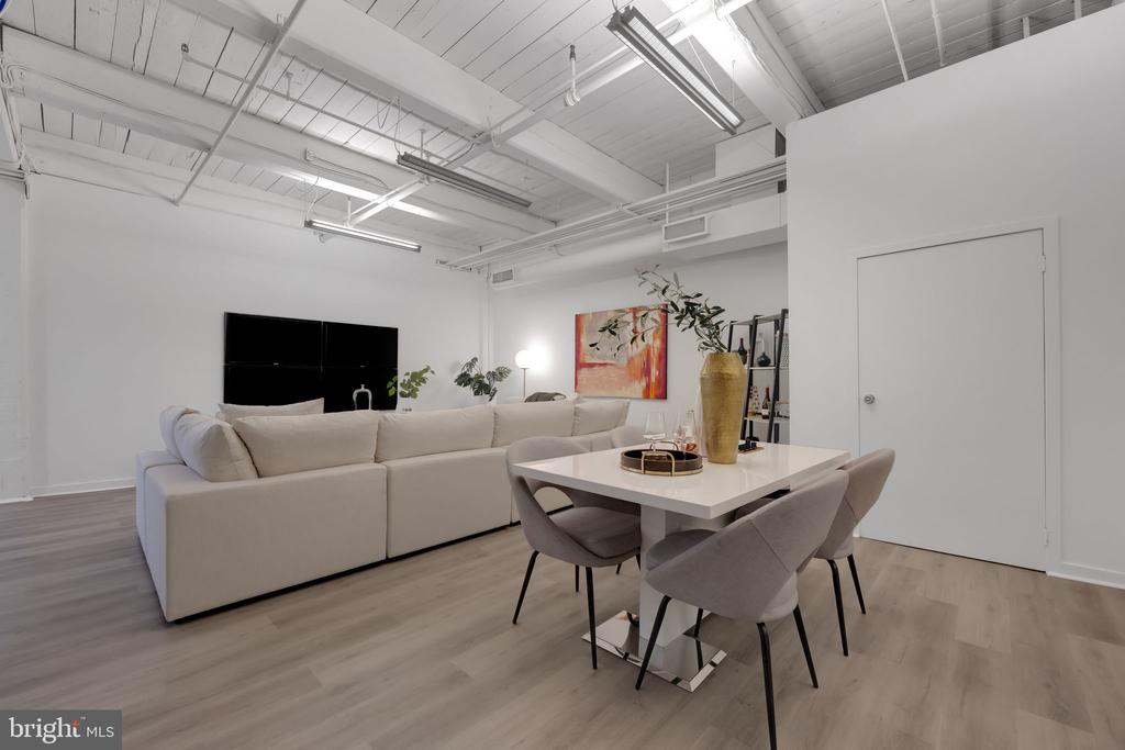 700 S 10TH ST #1A