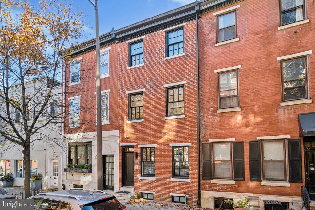 2006 PINE ST #2