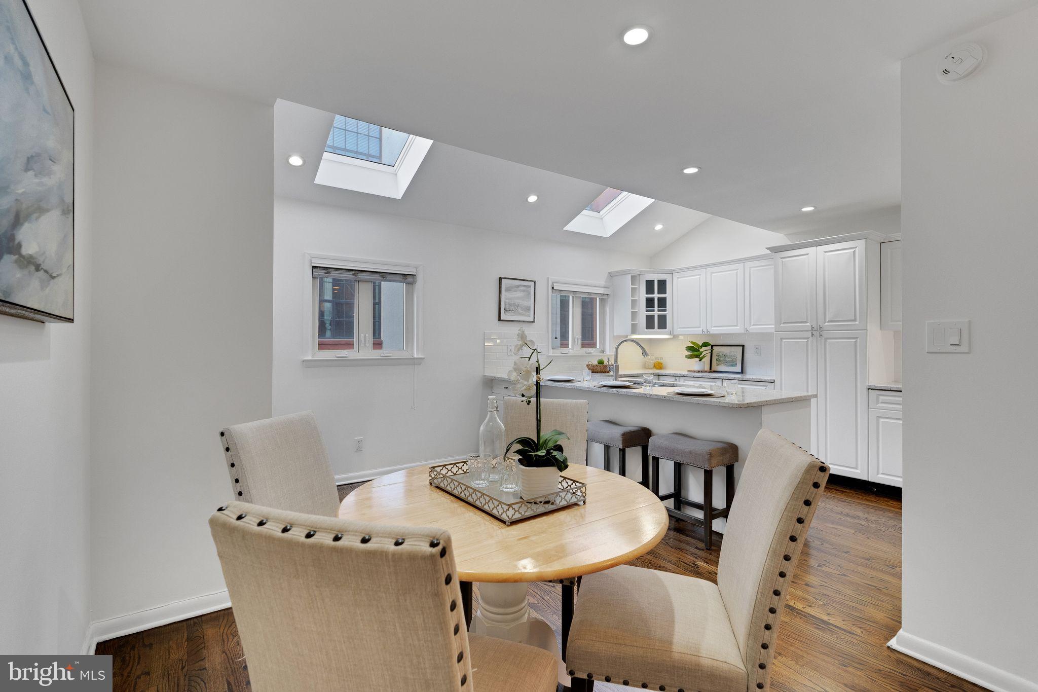 212-24 S 24th St #2418b
