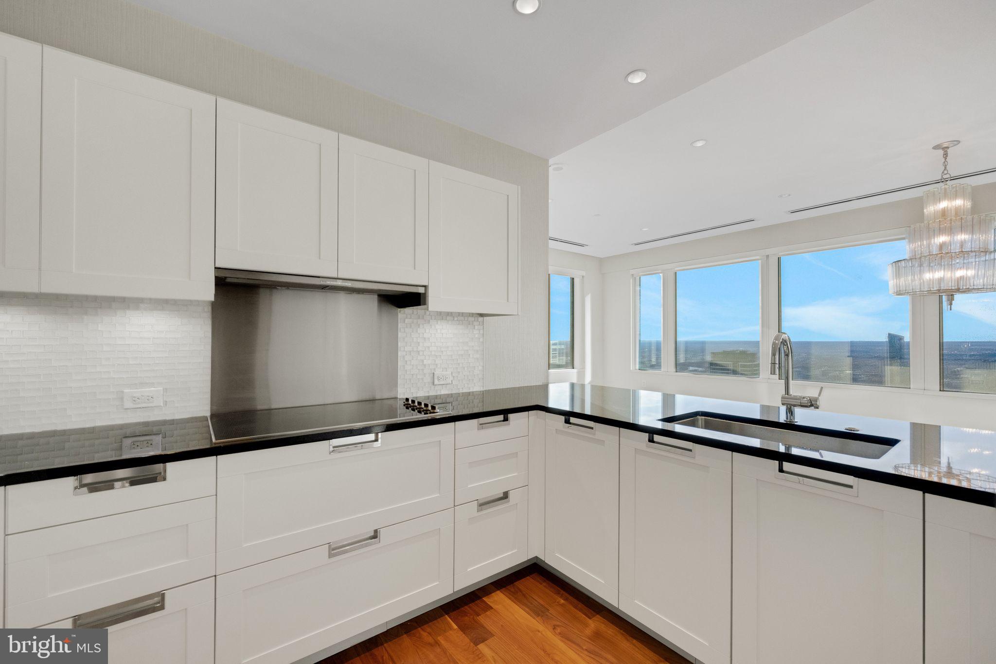 50 S 16th St #5102