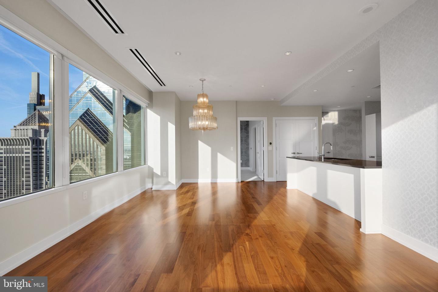 50 S 16th St #5102