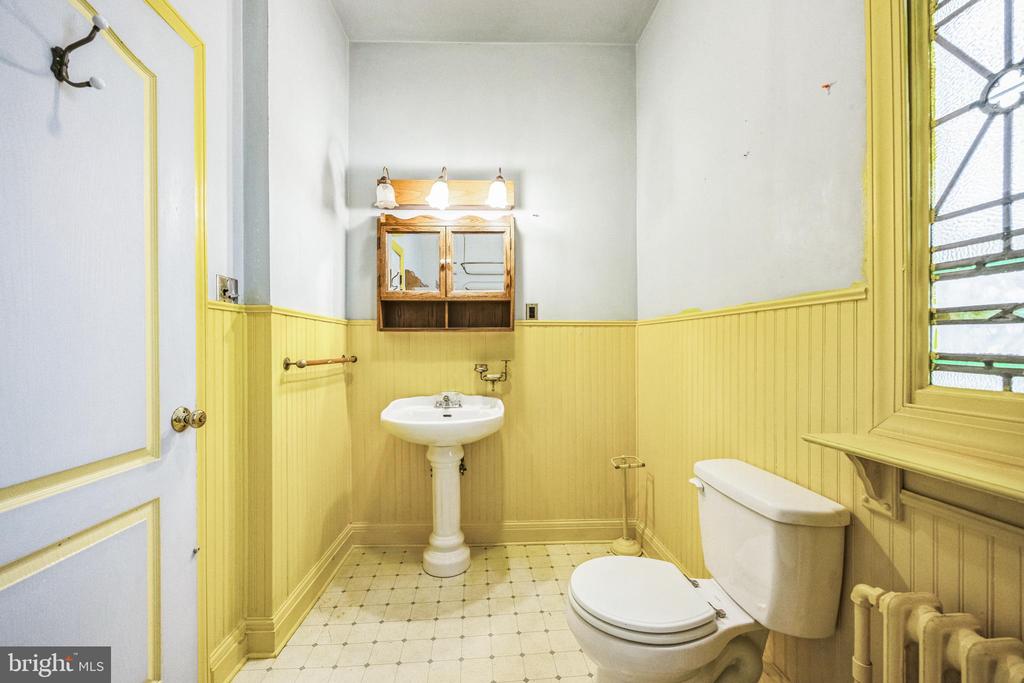 1308 Federal St