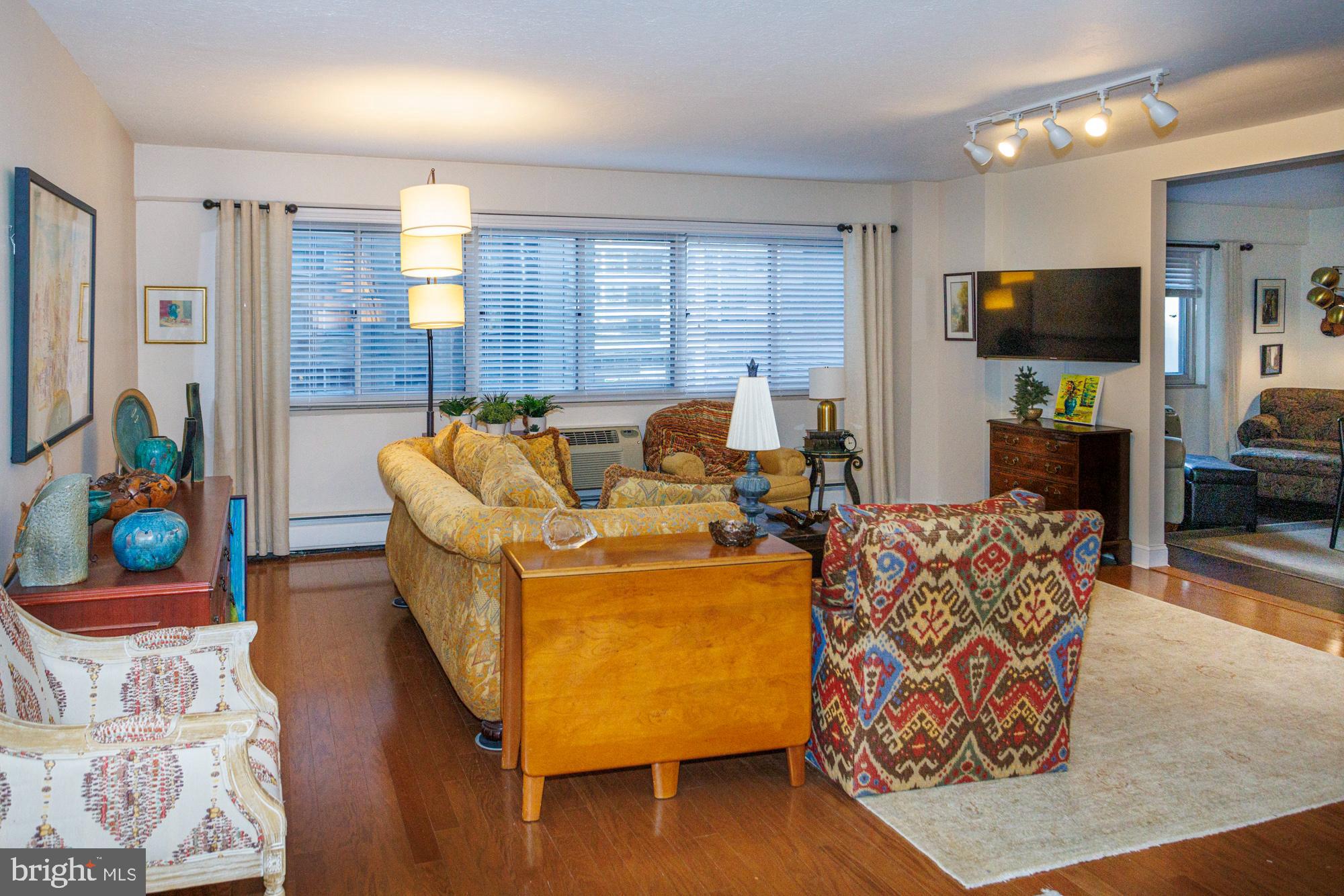 1900 John F Kennedy Blvd #716-718